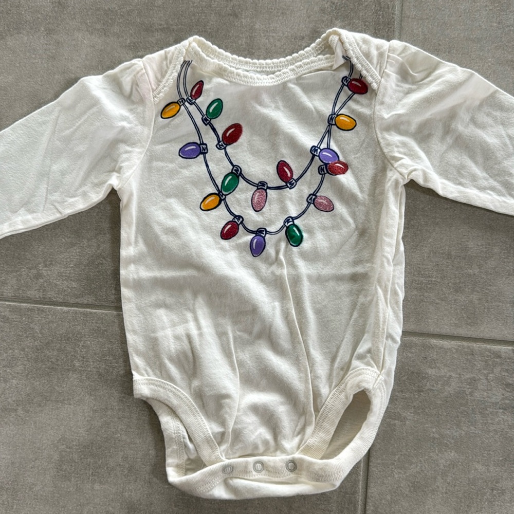 *LIKE NEW* Children's Place Glitter Christmas String Lights Onesie - 3-6M